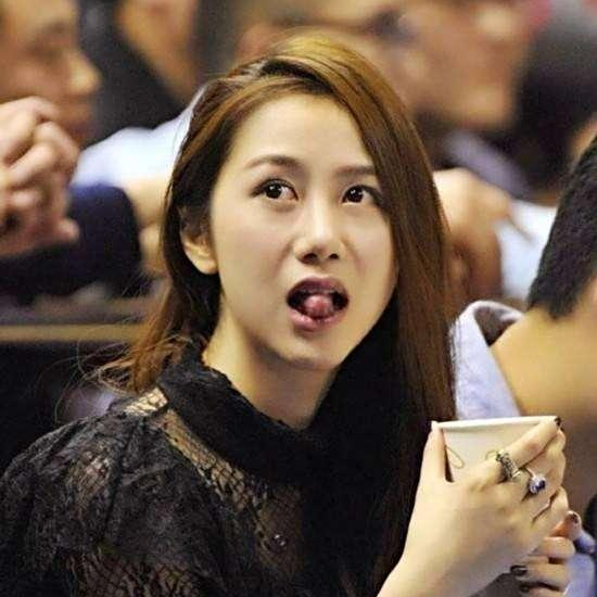 同时陈露解, HN